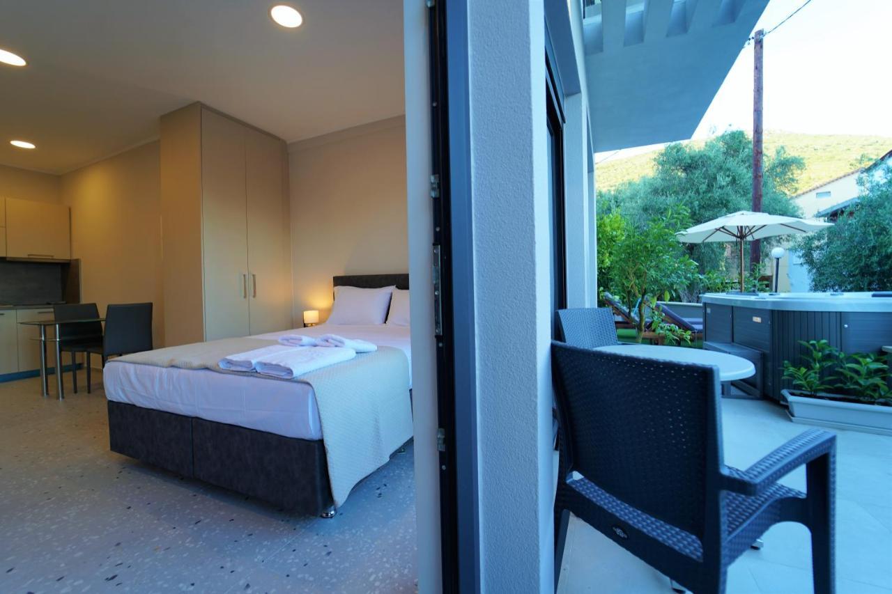 Moonlight Suites Parga Exteriér fotografie