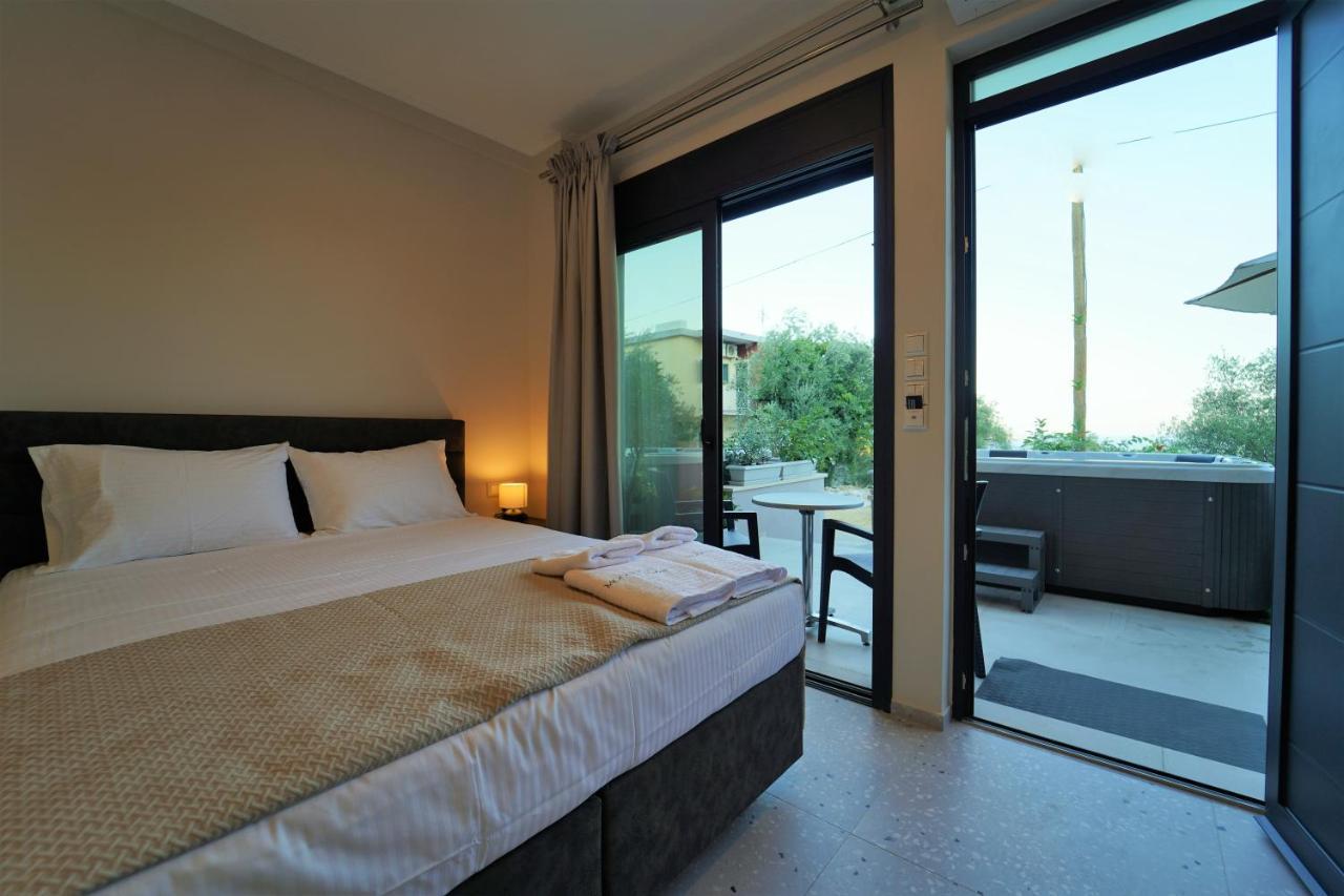 Moonlight Suites Parga Exteriér fotografie